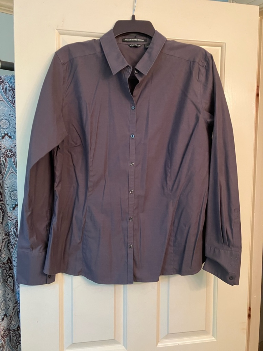 EUC Eddie Bauer stretch wrinkle resistant Dark Slate Button-Up Dress Shirt